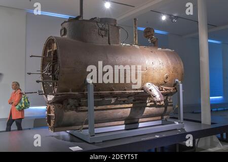 Klein-U-Boot 'Seehund', Militärhistorisches Museum der Bundeswehr, Olbrichtplatz, Dresde, Sachsen, Allemagne Banque D'Images