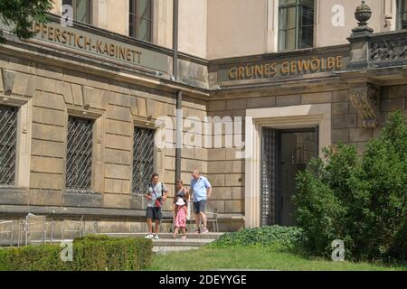 Residenzschloss, Grünes Gewölbe, Kupferstichkabinet, Taschenberg, Sophienstraße, Dresde, Sachsen, Allemagne Banque D'Images