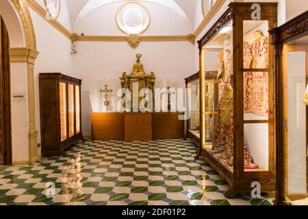 Voile et exposition. Cathédrale de Guadix. Guadix, Grenade, Andalousie, Espagne, Europe Banque D'Images