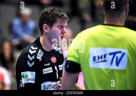 Aalborg, Danemark. 02e décembre 2020. Simon Gade (1) du Handball d'Aalborg vu dans le match de la Ligue des champions de l'EHF entre le Handball d'Aalborg et le FC Barcelona Handbol à l'arène Jutlander Bank à Aalborg. (Crédit photo : Gonzales photo/Alamy Live News Banque D'Images