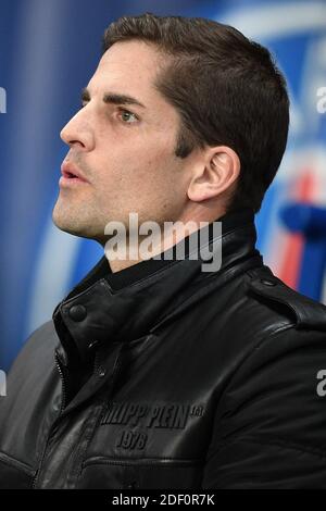 Robert Moreno Gonzales, nouvel entraîneur d'AS Monaco observe ses joueurs lors du match de la Ligue française 1 entre Paris Saint Germain vs COMME Monaco au Parc des Princes le 12 janvier 2020 à Paris France photo par David Niviere/ABACAPRESS.COM Banque D'Images