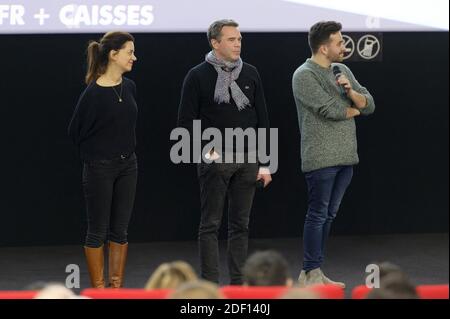 Le réalisateur français Eric Besnard et les acteurs Guillaume de Tonquedec et Marie-Julie Baup présentent « l'esprit de famille » lors d'une première au cinéma Majestic Compiegne, le 17 janvier 2020 à Jaux, près de Compiegne, en France. Photo par Edouard Bernaux/ABACAPRESS.COM Banque D'Images