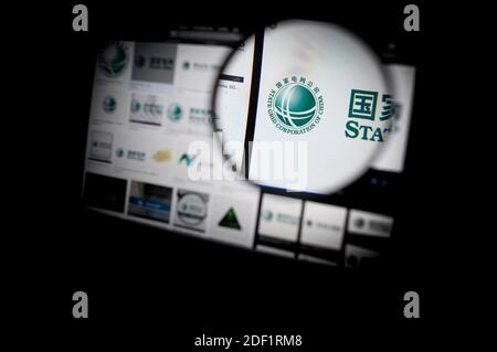 Illustration State Grid (logo) est visible à l'écran à Paris le 25 janvier 2020. Photo par Eliot Blondt/ABACAPRESS.COM Banque D'Images