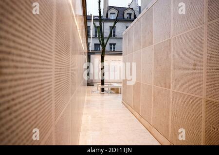 Inauguration du "mur des noms" rénové du Mémorial de la Shoah à Paris, France, le 27 janvier 2020, à l'occasion du 75e anniversaire de la libération du camp Auschwitz-Birkenau. Photo de Hamilton/Pool/ABACAPRESS.COM Banque D'Images