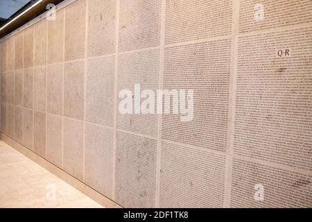 Inauguration du "mur des noms" rénové du Mémorial de la Shoah à Paris, France, le 27 janvier 2020, à l'occasion du 75e anniversaire de la libération du camp Auschwitz-Birkenau. Photo de Hamilton/Pool/ABACAPRESS.COM Banque D'Images