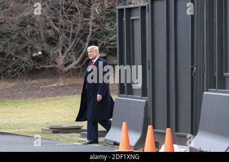 28 janvier 2020 - Washington, DC, États-Unis: Le président des États-Unis Donald J. Trump quitte la Maison Blanche, qui se dirige vers un rassemblement politique à Wildwood, NJ. photo de Chris Kleponis/Pool/ABACAPRESS.COM Banque D'Images