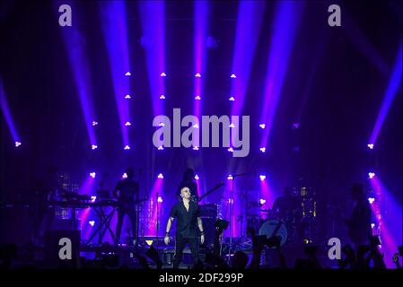 Pascal Obispo se produit lors du dernier et 100e concert de sa tournée à l'Olympia Hall de Paris, France, le 4 février 2020. Photo de Christophe Meng/ABACAPRESS.COM Banque D'Images