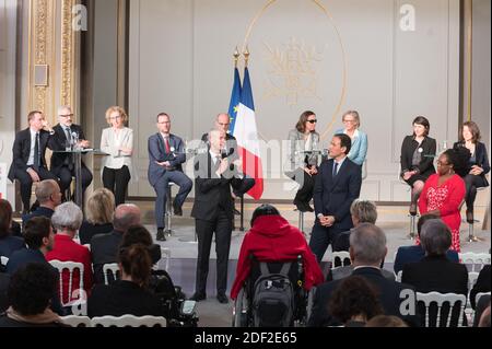 Ministre français adjoint de l'administration publique Olivier Dussopt, François Herviaut, ministre français du travail Muriel Penicaud, Dominique Aimant, ministre français de l'éducation Jean-Michel Blanquer, Sylvie Dugelay, ministre français adjoint responsable des personnes handicapées Sophie Cluzel, Lydia Thouvenel et Santé française, La ministre des Affaires sociales, Agnes Buzyn, la ministre française de la Culture et de la communication, Franck Riester, la ministre française de la Santé, la ministre française de la Junior Economie, en charge de Digita, Cedric O, et la secrétaire d'Etat française du Premier ministre, porte-parole du gouvernement, Sibeth Ndiaye durin Banque D'Images