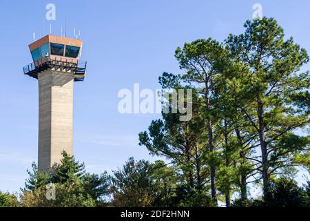 Huntsville Alabama, bâtiment de la tour de contrôle de la circulation aérienne de l'aéroport, Banque D'Images