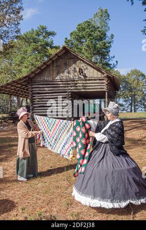 Alabama Leighton LaGrange College site Park Mountain Town réplique, village historique reacteurs guides portant des costumes d'époque, Banque D'Images