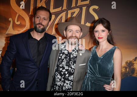 Directeur Mathias Malzieu (Dionysos), Nicolas Duvauchelle, Marilyn Lima participant à une première à Paris au cinéma Max Linder à Paris, le 2 mars 2020. Photo de David Boyer/ABACAPRESS.COM Banque D'Images