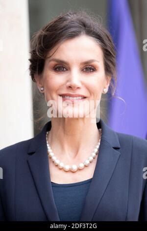 La reine Letizia d'Espagne pose au Palais présidentiel de l'Elysée le 11 mars 2020 à Paris, France. Le roi Felipe d'Espagne et sa femme la reine Letizia d'Espagne sont en visite officielle en France. Photo de David Niviere/ABACAPRESS.COM Banque D'Images