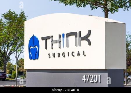 17 sept 2020 Fremont / CA / USA - Think Surgical siège dans la Silicon Valley; Think Surgical, Inc. Développe, fabrique, et commercialise robotique Surg Banque D'Images