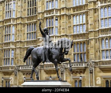 Monument à Richard Lionheart devant le Parlement Banque D'Images