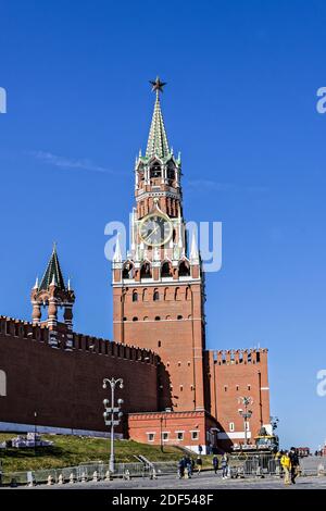 La tour Spassky du Kremlin. Le principal bâtiment sur la Place Rouge à Moscou. Banque D'Images