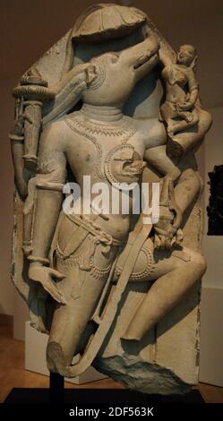 Vishnu comme Valaha. 10e siècle. Sculpture représentant la varaha à tête de sanglier, qui sauve la déesse de la terre d'un démon essayant de la noyer. Grès. De Madhya Pradesh, Inde. Dallas Museum of Art State of Texas. États-Unis. Banque D'Images