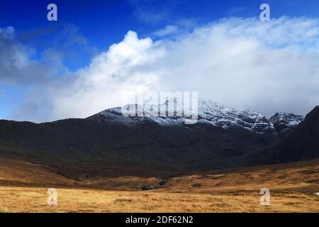 Paysage alpin dans les montagnes de Cuillin, Highlands d'Écosse, Europe Banque D'Images