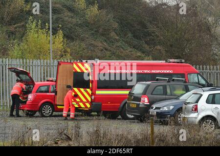 Bristol, Royaume-Uni. 03ème décembre 2020. Grande explosion à Kings Weston Lane Bristol. Plusieurs personnes ont été blessées. Les équipes d'incendie et de sauvetage Avon de Bristol, Yate, Patchway, Southmead et Kingswood sont sur place. Crédit photos: Robert Timoney/Alamy Live News Banque D'Images