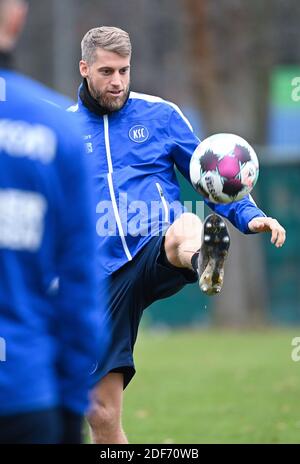 Karlsruhe, Allemagne. 03ème décembre 2020. Marc Lorenz (KSC). GES/football/2. Bundesliga: Karlsruher SC - entraînement, 03.12.2020 football: 2. Bundesliga: Session de formation KSC, Karlsruhe, 03 décembre 2020 | usage dans le monde crédit: dpa/Alay Live News Banque D'Images