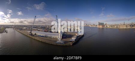 Vue aérienne du port de Hambourg Banque D'Images