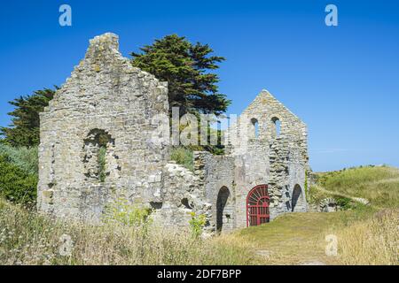 France, Finistère, Îles Ponant, Île Batz, vestige de la chapelle romane Sainte-Anne Banque D'Images