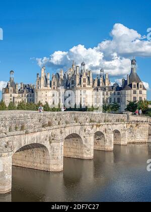 Façade nord-ouest du Château de Chambord, initialement construite comme pavillon de chasse pour le roi François Ier, Loire-et-cher, Centre, France Banque D'Images