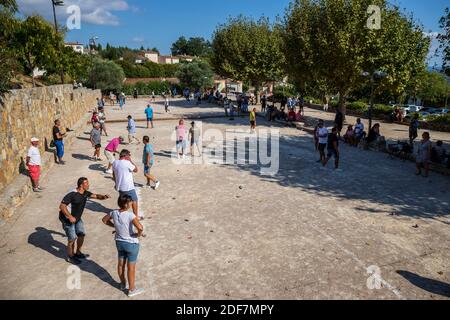 France, Var, Fayence, p?tanque joueurs pendant une compétition de boules Banque D'Images