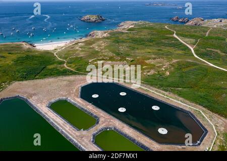 France, Morbihan, Houat, île Houat, usine de traitement des eaux usées (vue aérienne) Banque D'Images