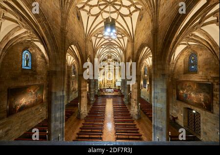 À l'intérieur de la basilique de Begoña photographié à partir de la chorale Banque D'Images