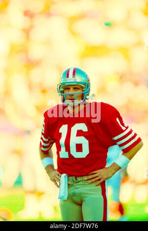 Quarterback Joe Montana, San Francisco 49ers au Superbowl 1989 contre les Cincinnati Bengals. Banque D'Images