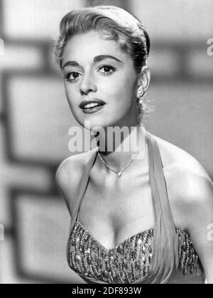ANNA MARIA ALBERGHETTI chanteuse soprano, comédienne de scène et de cinéma italienne-américaine en 1958 Banque D'Images