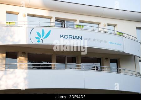 Une maison de retraite Korian (Ehpad) sur avril 10, 2020 à la Varenne Saint Hilaire, France. Le virus a causé au moins 356 décès dans les maisons de retraite de Korian en France (COVID-19). Photo de David Niviere/ABACAPRESS.COM Banque D'Images