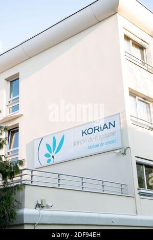 Une maison de retraite Korian (Ehpad) sur avril 10, 2020 à la Varenne Saint Hilaire, France. Le virus a causé au moins 356 décès dans les maisons de retraite de Korian en France (COVID-19). Photo de David Niviere/ABACAPRESS.COM Banque D'Images