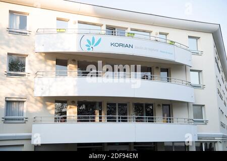 Une maison de retraite Korian (Ehpad) sur avril 10, 2020 à la Varenne Saint Hilaire, France. Le virus a causé au moins 356 décès dans les maisons de retraite de Korian en France (COVID-19). Photo de David Niviere/ABACAPRESS.COM Banque D'Images