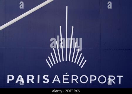 Un logo de PARIS AEROPORT à l'aéroport d'Orly près de Paris, le 06 mai 2020 à Orly, France.photo de David NIVIERE/ABACAPRESS.COM Banque D'Images