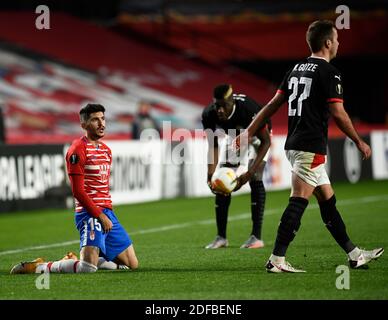 Grenade, Espagne. 03ème décembre 2020. Le joueur de Grenade CF Carlos Neva réagit lors du match de l'UEFA Europa League Group E entre Granada CF et PSV Eindhoven à l'Estadio Nuevo Los Carmenes à Grenade.final Score Granada CF 0:1 PSV Eindhoven) Credit: SOPA Images Limited/Alay Live News Banque D'Images