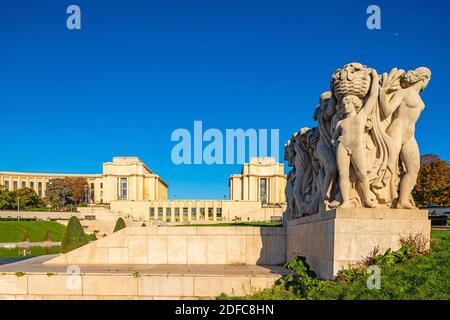 France, Paris, région classée au patrimoine mondial de l'UNESCO, les jardins du Trocadéro et le Palais Chaillot, Art déco Banque D'Images