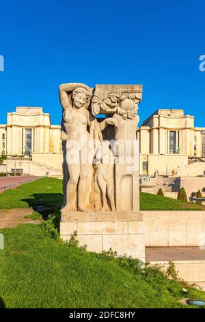 France, Paris, région classée au patrimoine mondial de l'UNESCO, les jardins du Trocadéro et le Palais Chaillot, Art déco Banque D'Images