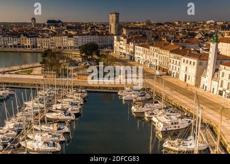 VUE AÉRIENNE, LA ROCHELLE, VIEUX PORT, (17) CHARENTE-MARITIME, NOUVELLE AQUITAINE, FRANCE Banque D'Images