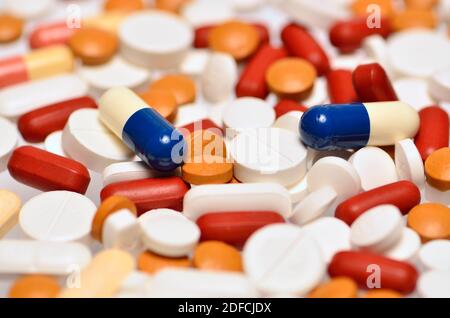Mélange de médicaments d'ordonnance: Pilules, comprimés, capsules Banque D'Images