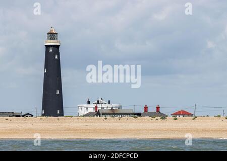 Vieux phare de Dungeness, vue de la mer Banque D'Images