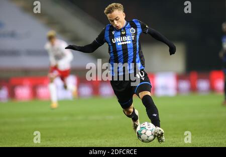 Noa Lang du Club photographié en action lors du match Jupiler Pro League entre Royal Excel Mouscron et Club Brugge KV, samedi 28 novembre 2020 à Mouscron, le 14 e jour de la première division de la « Jupiler Pro League » du championnat belge de football. BELGA PHOTO VIRGINIE LEFOUR Banque D'Images