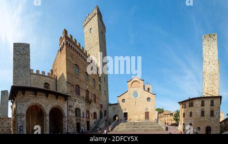 San Gimignano ist eine von der Provinz Siena Kleinstadt, Toskana, mit einem mittelalterlichen Stadtkern und wird auch "Mittelalterliches M Banque D'Images