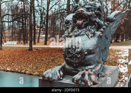 Statue d'un pont de dragon chinois de style asiatique tradition Banque D'Images