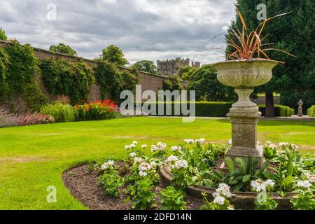 Les jardins colorés à Raby Castle,Staindrop,Co.Durham, Angleterre, Royaume-Uni Banque D'Images