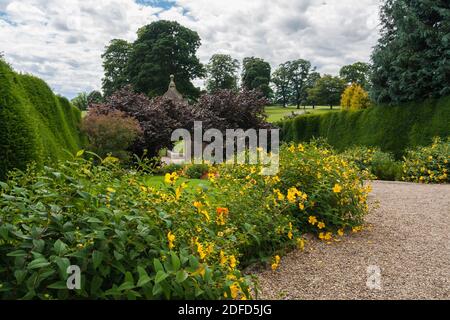 Les jardins colorés à Raby Castle,Staindrop,Co.Durham, Angleterre, Royaume-Uni Banque D'Images