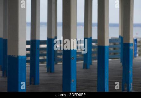 Pilotis tenant la jetée de Rye New York Banque D'Images