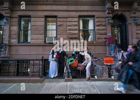 Halloween trick-or-Treat annuel a été exécuté à West Village NYC Banque D'Images