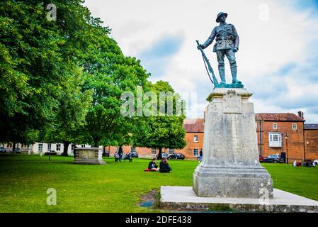 King's Royal Rifle corps Memorial de 1922 par John Tweedt dans le centre historique de Winchester, Hampshire, Angleterre, Royaume-Uni, Europe Banque D'Images