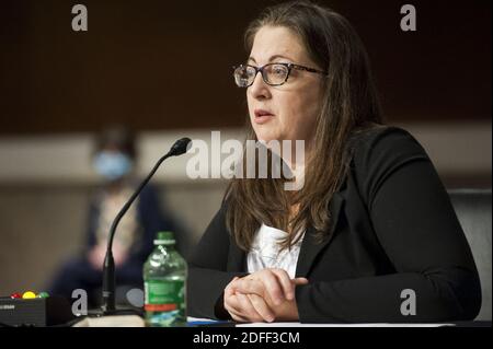 Laura MacCleery, directrice des politiques, Centre for Science in the public Interest comparaît devant un comité du Sénat des États-Unis sur le commerce, la science et les transports audition "protection des Américains contre les escroqueries COVID-19" dans le bâtiment Dirksen Senate Office Building à Capitol Hill à Washington, DC, USA, le mardi 21 juillet 2020. Photo de Rod Lamkey/CNP/ABACAPRESS.COM Banque D'Images